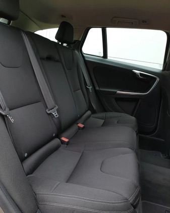 Volvo V60 cena 42999 przebieg: 199000, rok produkcji 2014 z Sosnowiec małe 781